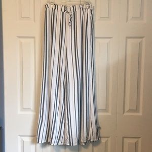 AMERICAN EAGLE WIDE LEG PANTS